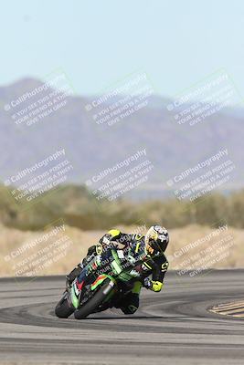 media/Dec-04-2025-Racers Edge (Thu) [[5ebc9f124d]]/3-B Group/2-Session 1 (Turn 4 Entry)/